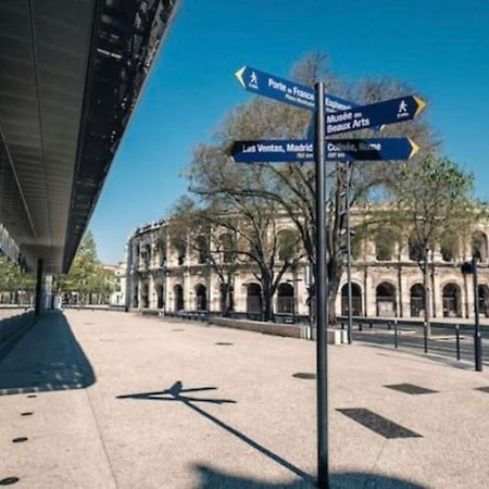Studio « Le Boheme Chic » Nimes Exterior foto
