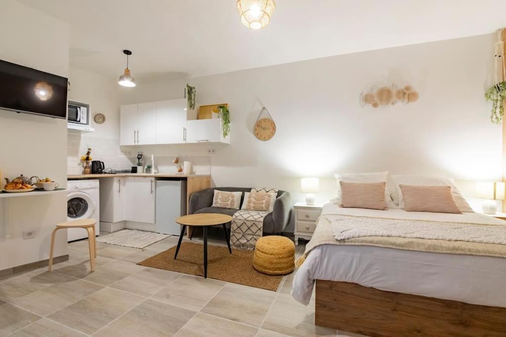 Studio « Le Boheme Chic » Nimes Exterior foto